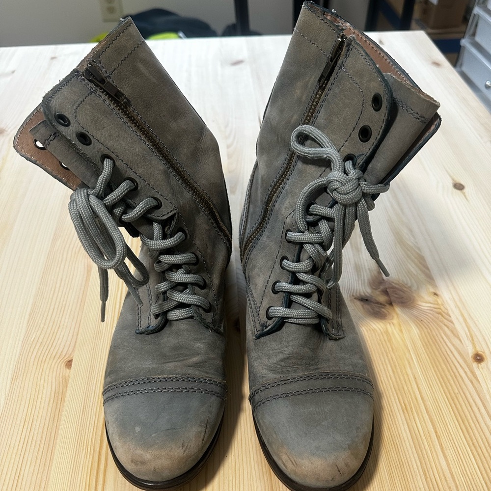 Steve Madden Troopa Boots